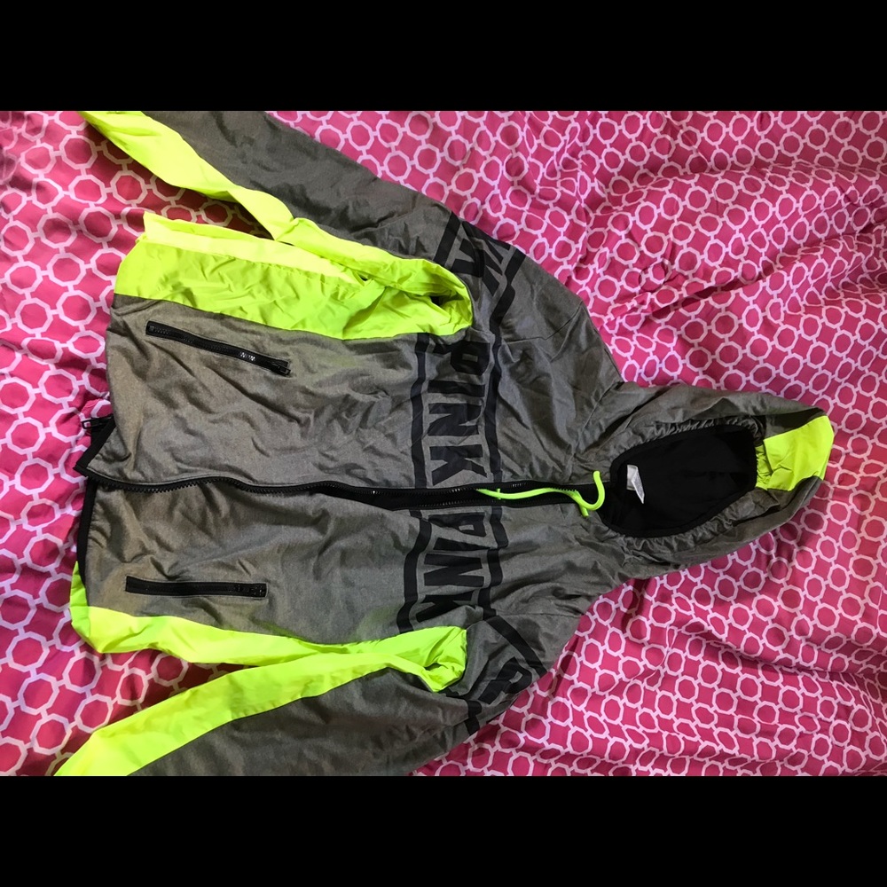 VS windbreaker ❤️